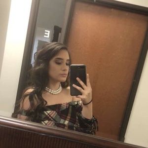 Meet your Posher, Mariela